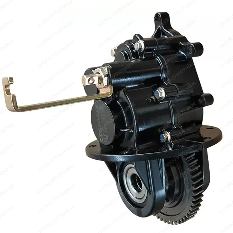 800 W Electric Motor Auto Rickshaw Gearbox Reducer With Two Speed For Passenger and Cargo Tricycle