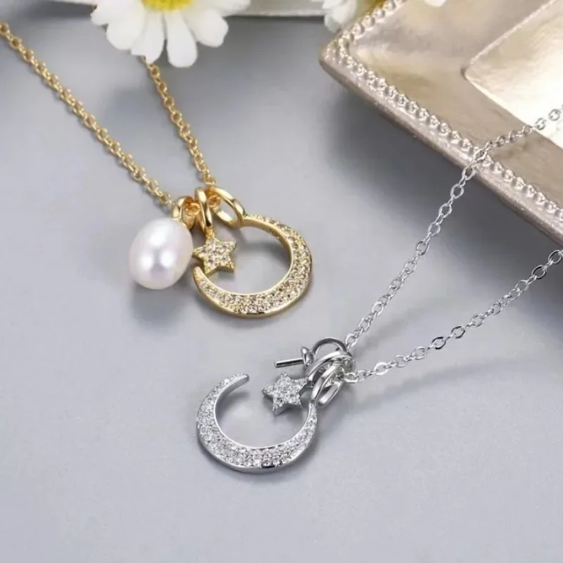 

HENGSHENG Star Moon Pendant Necklaces for Women 7-8mm Rice Shape Natural Freshwater Pearl Necklaces Jewelry Gift Wholesale