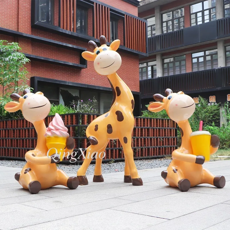 Giraffe Sculpture Outdoor Garden Statue, Weather Resistant Animal Ornament for Park Lawn Courtyard Plaza Landscape Decor