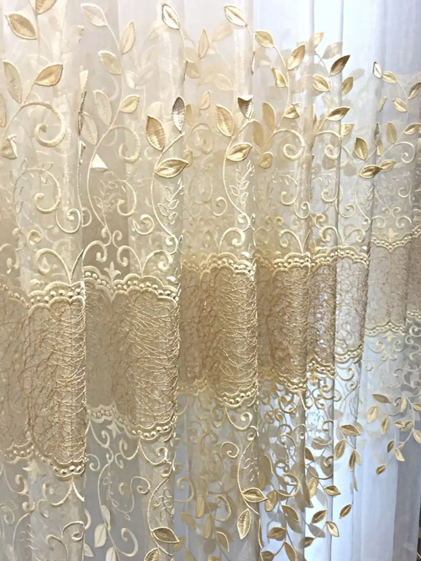 1pc geprägtes Blatt hochpräzise bestickte Gaze Vorhänge für Wohnzimmer fertige Fenster vorhänge für Schlafzimmer