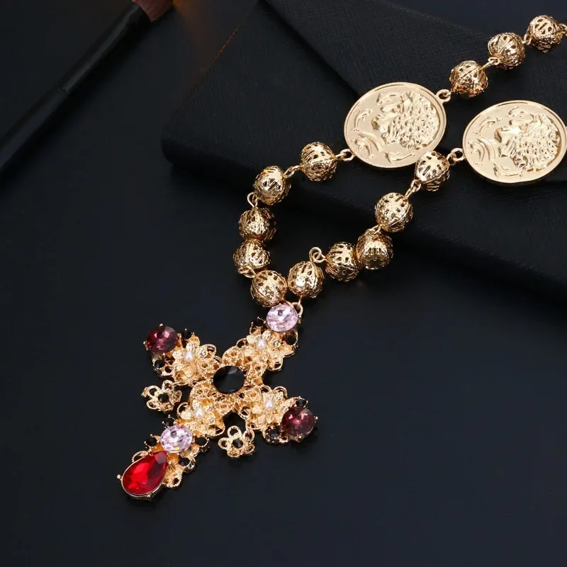 2024 Baroque Cross Holloway crystal antique necklace, fashion show premiere palace-style women's necklace, sweater chain