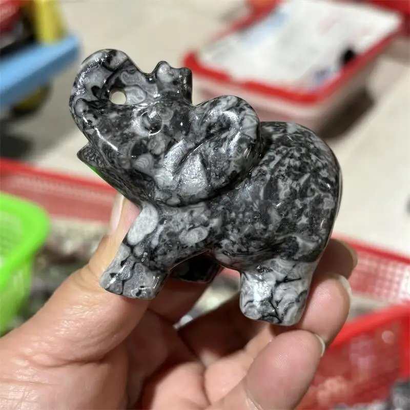 Natural Shellstone Elephant Carving Crystal Love Healing Fengshui Gemstones HomeDecoration Holiday Gift 1PCS