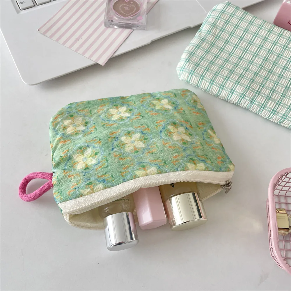 Portamonete portatile piccolo e fresco da donna, portachiavi, rossetto, borsa da viaggio, porta carte di credito, borsa carina per bambini