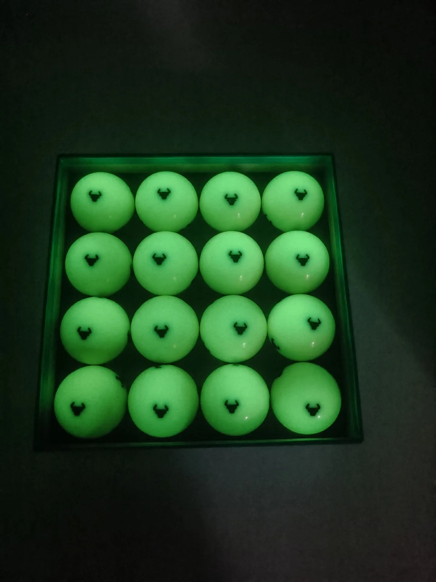 57.2mm Luminous Pool Eight Ball Fluorescence American billiards