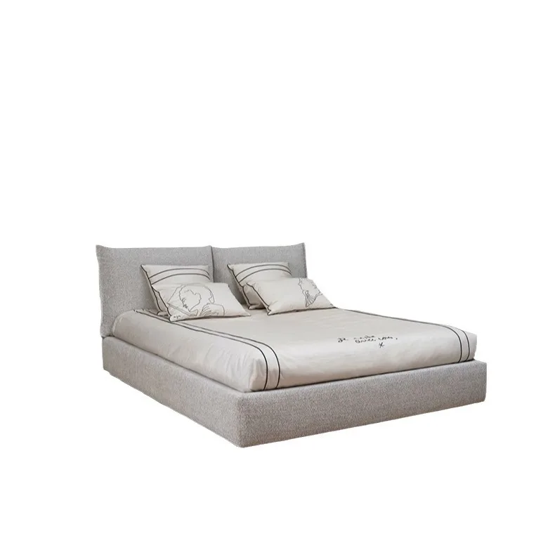 

Italian light luxury wedding modern high-end luxury villa mansion master bedroom large double solid wood bed