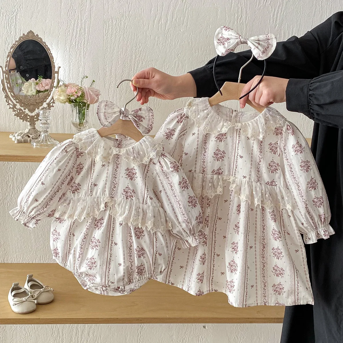 

2026 Spring Baby Girl Lace Ruffle Bodysuit Dress Infant Princess Outfit Newborn Holiday Party Wear Soft Cotton Jumpsuit