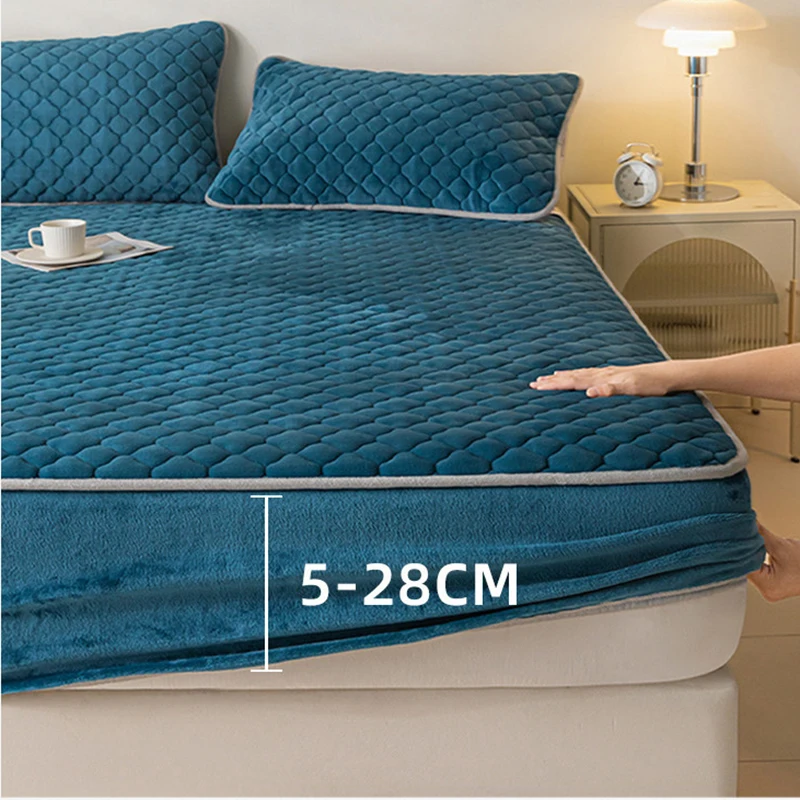 Thickened Mattress Protector Thickened Queen Double Single Elastic Fitted Sheet Anti-slip Bedspread Solid Color Mattress Cover