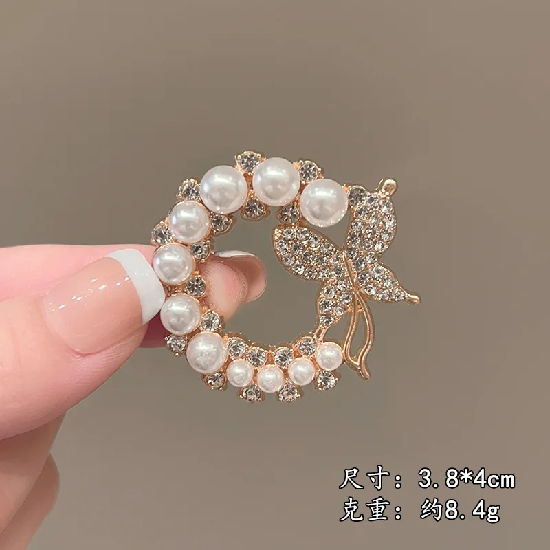 Butterfly Brooch Clothing Accessory Pin Suit Corsage Elegant Safety Pin Evening Dress Jewelry Banquets Birthday Gifts for Women