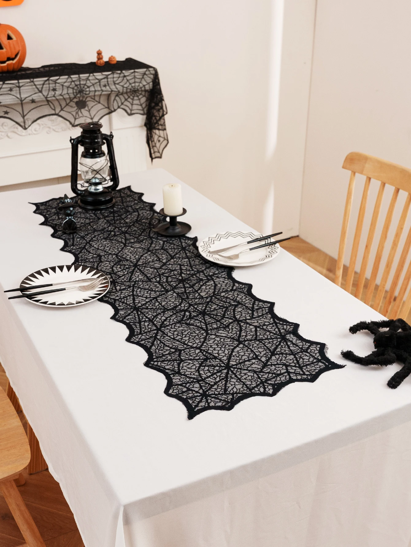 Halloween Black Spider Web Table Runner Hollow out Design Party Atmosphere Decoration Tablecloth for Ghost House Photography
