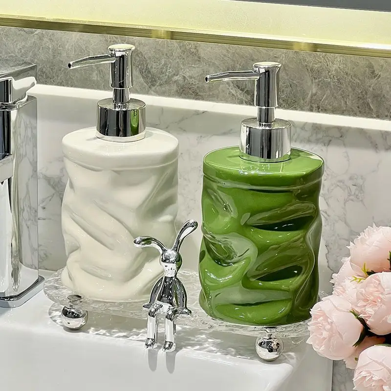 

Creative Pleated Ceramic Press Lotion Bottle Mouthwash Mug Hotel Toilet Shampoo Bottle Soap Dispenser Bathroom Accessories