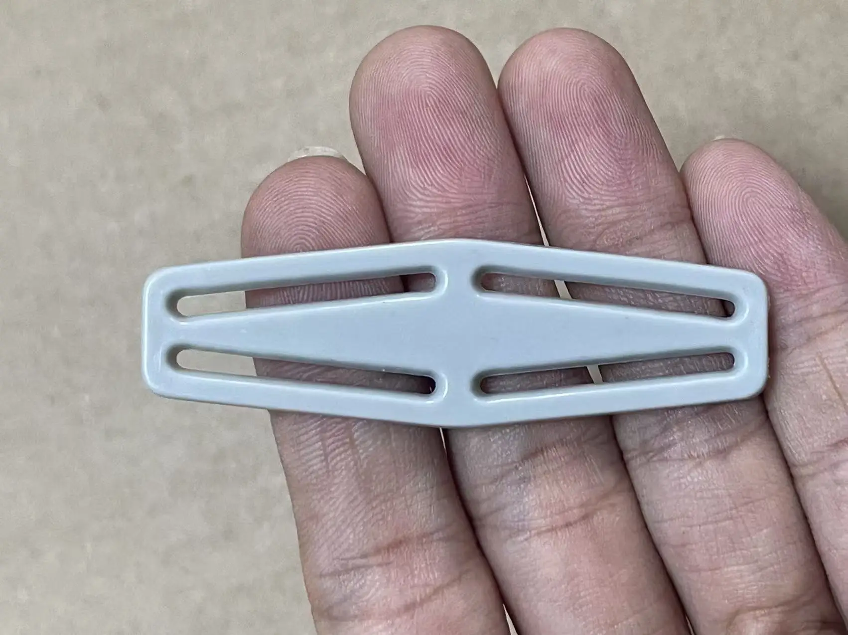 

25MM Gray Strap Keeper Strap Divider Webbing Keeper Webbing Divider Prevent the shoulder strap from slipping off