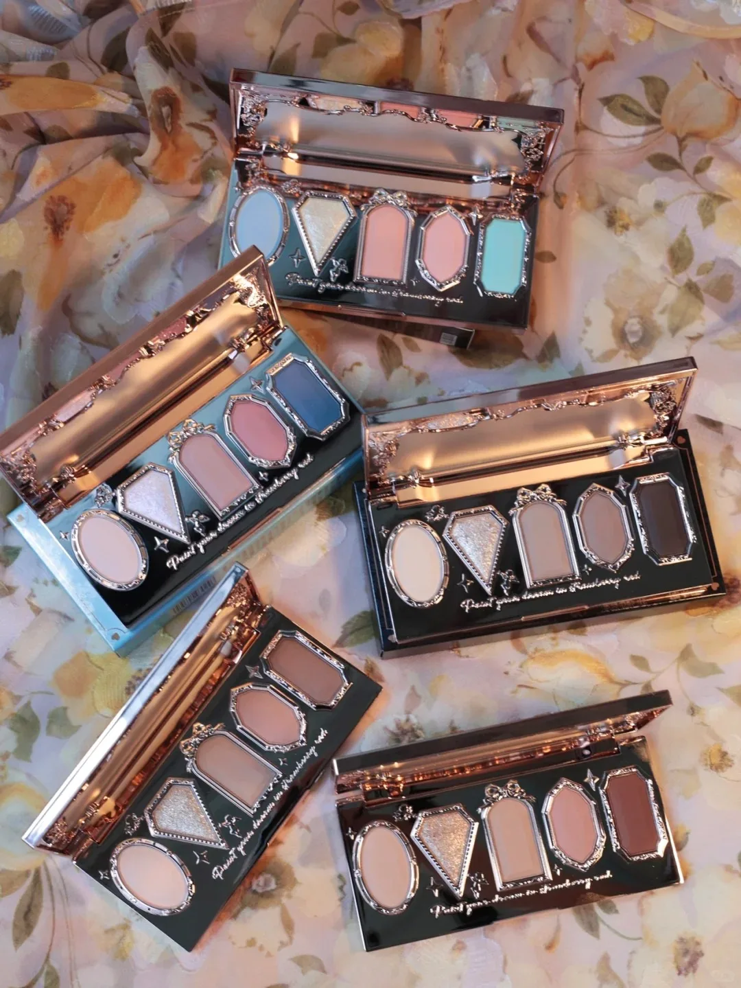 Flor sabe morango rococó sombra pressionado glitter 5 cores sombra de olho textura cremosa natural bronze cosméticos sombras de olho