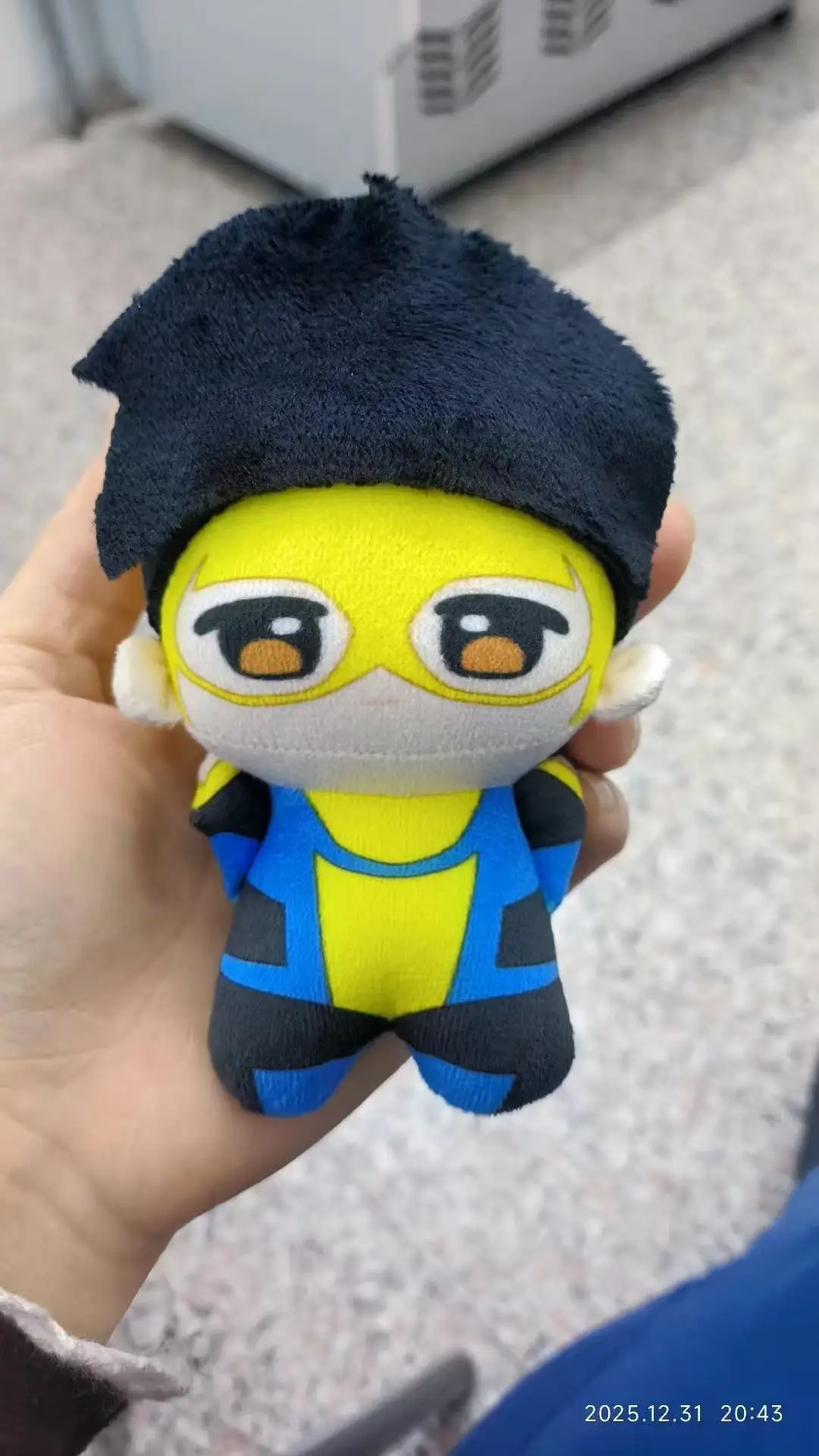 New 10cm Mark Invincible Plush KeyChain Doll Cartoon Cute Anime Peripherals Collection Toy Kawaii Birthday Gift