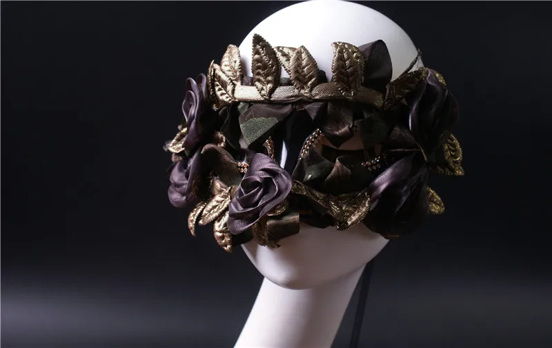 

Upper half of the face, European retro style makeup, dance party decoration props, masks, adult Halloween masks,