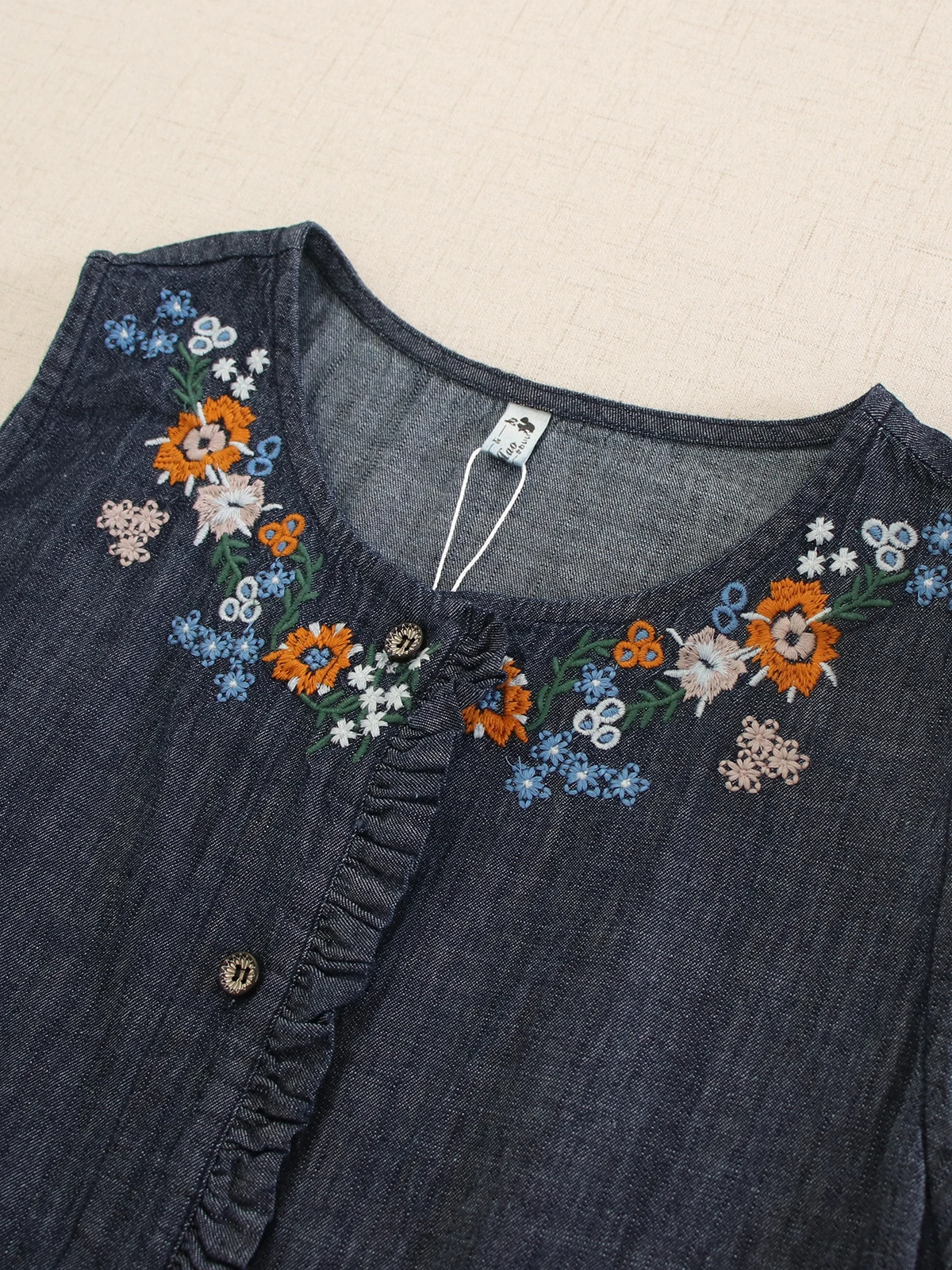 Spring Autumn Vintage Floral Embroidery Denim Tank Dress Women O-Neck Sleeveless Casual Loose Single Breasted Jeans Dresses