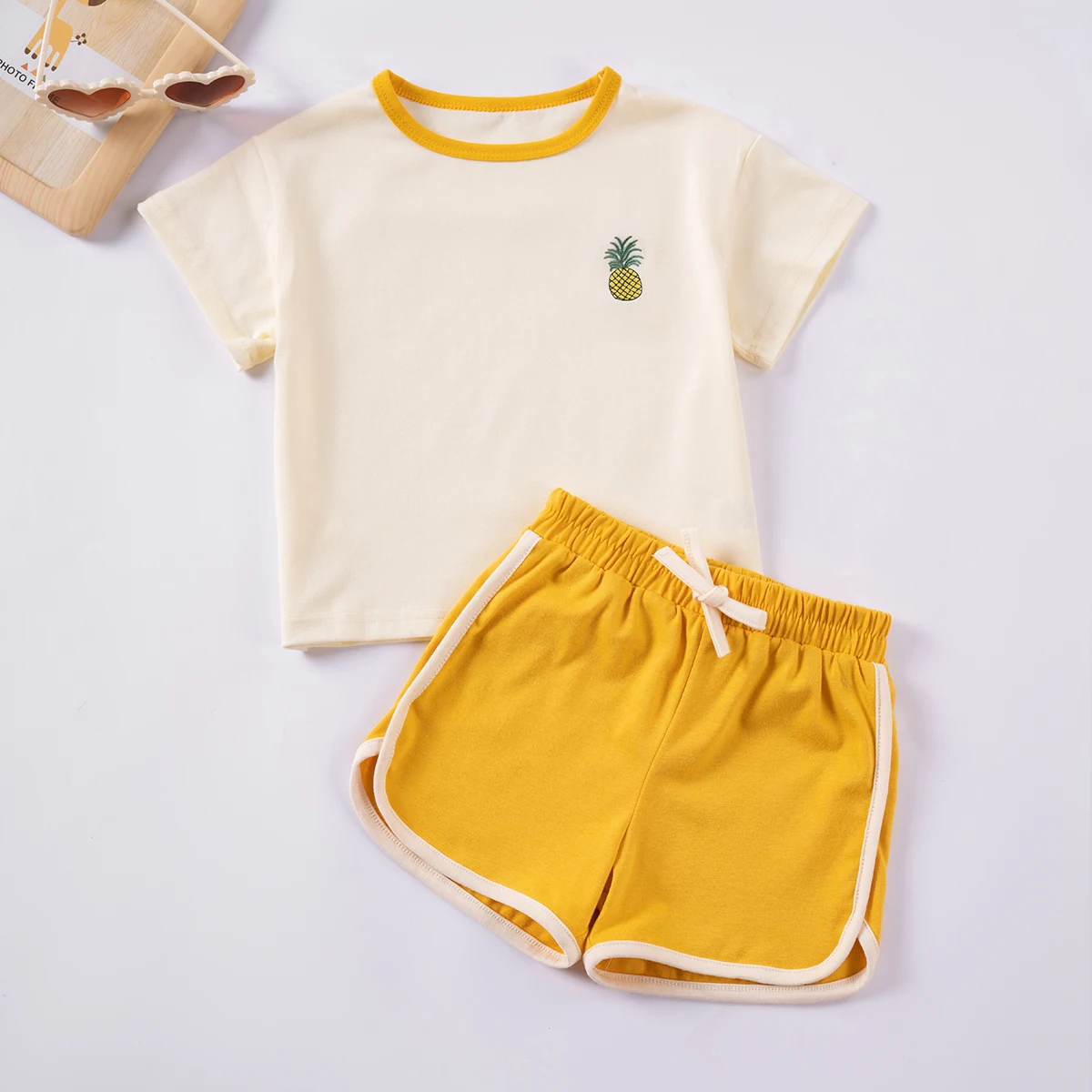 Girls' Bunny Embroidery Outfits, Short-sleeved T-shirts and Elastic Waist Shorts Clothes Sets Toddler Girls Soft Cotton Clothing