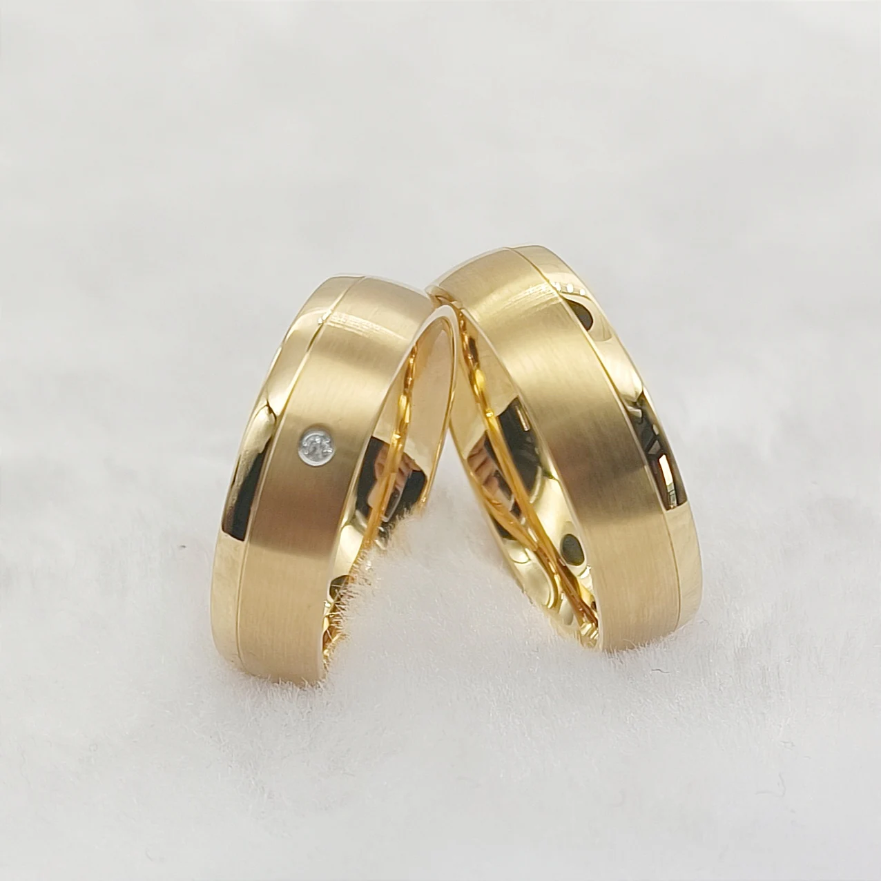 Slim Profile Wedding Bands Marriage Anniversary Gifts Engagement Bridal Sets Couple Rings Original Designer Jewellery