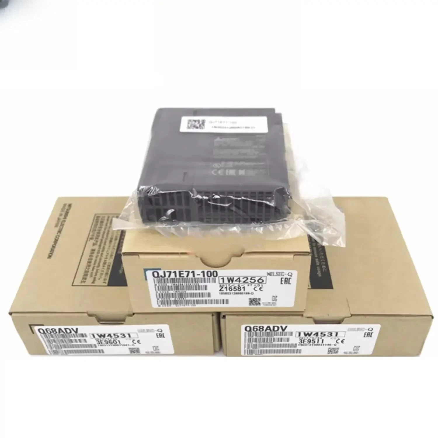 Neuer originaler einphasiger Servoantrieb MR-J2S-100B-PY135