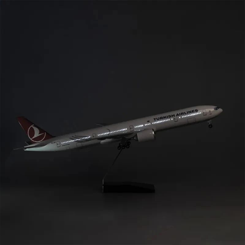 Imagem -03 - Turkish Airlines Boeing 777 Modelo de Avião 47cm Escala 160 Resina Fundida Avião de Luz e Rodas Dropshipping