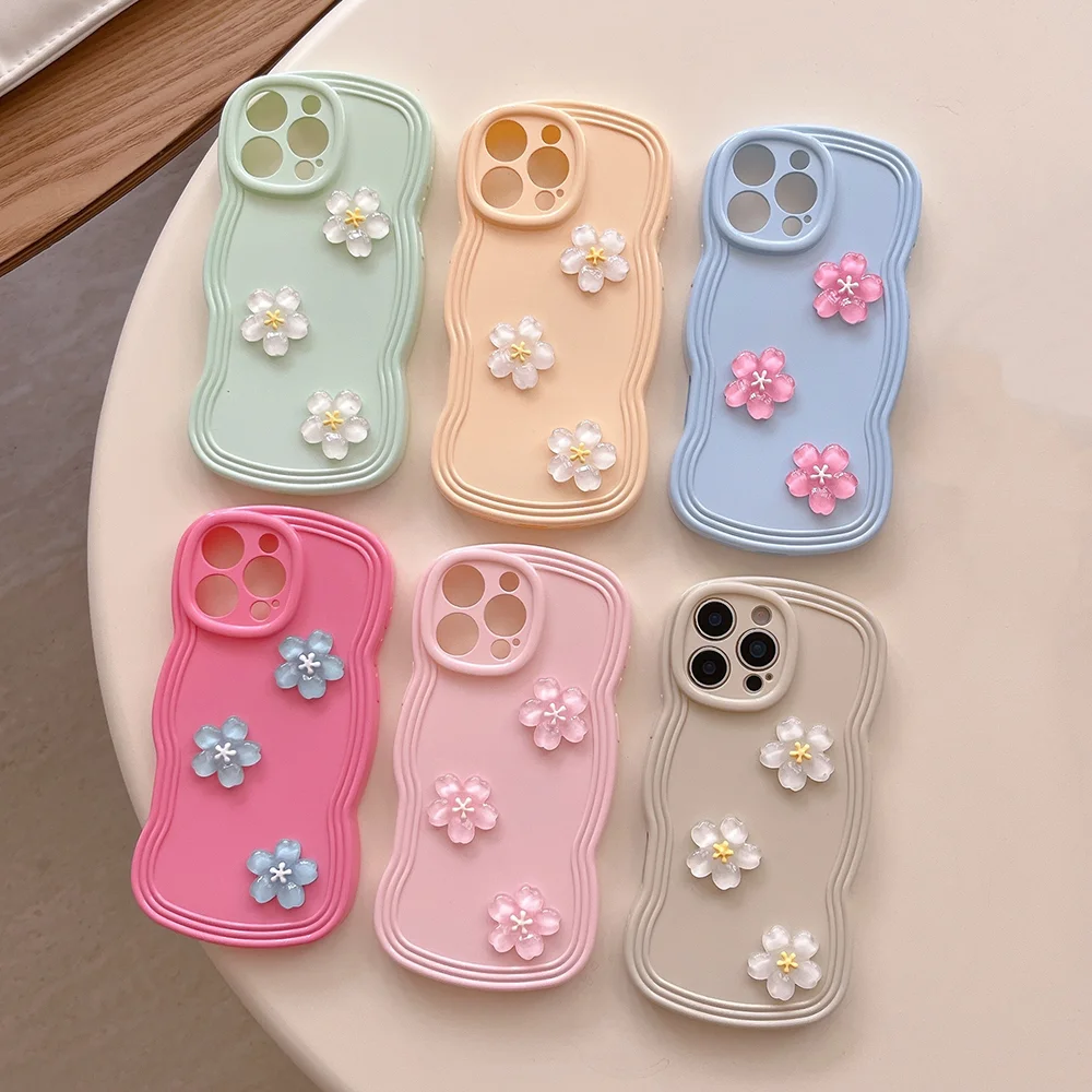 

New INS Cartoon 3D Flowers Solid Color Wave Shape Phone Case For iPhone 16 15 14 13 Pro Max Creative Plain Protective Cover