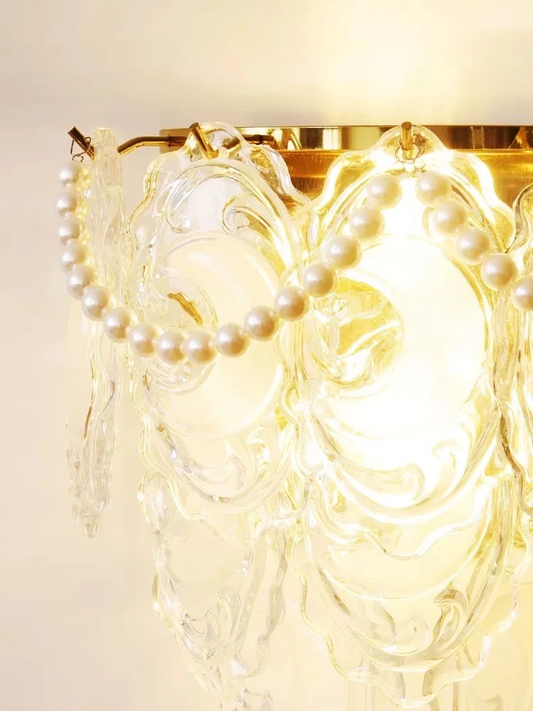 French cream style wall lamp, living room background wall, retro feather pearl restaurant, bedroom, American bedside lamp