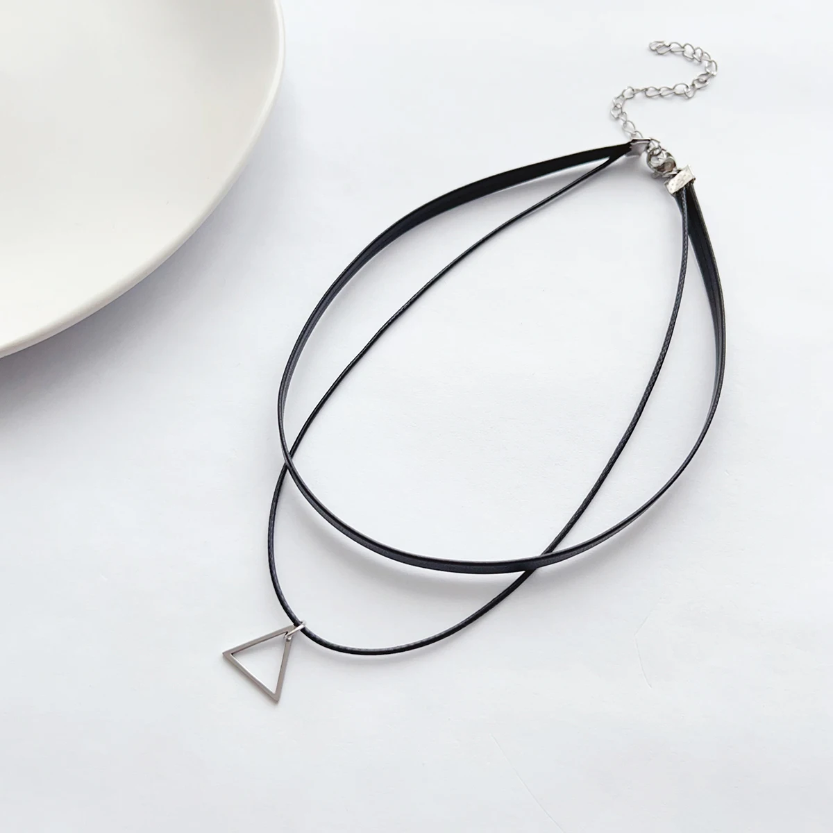 Fashion classic all-in-one vintage stainless steel triangle double layered with choker necklaces for women