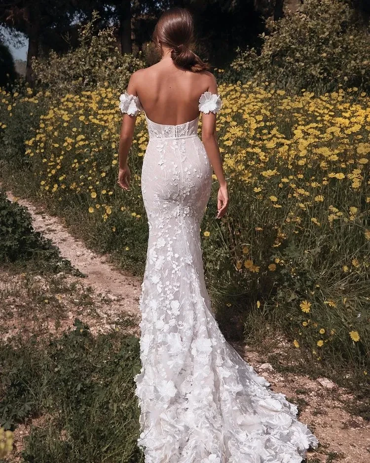 Fabulous Flowers Lace Mermaid Wedding Dress Off The Shoulder Long Elegant Bohemian Country Bridal Gowns Court Train Open Back