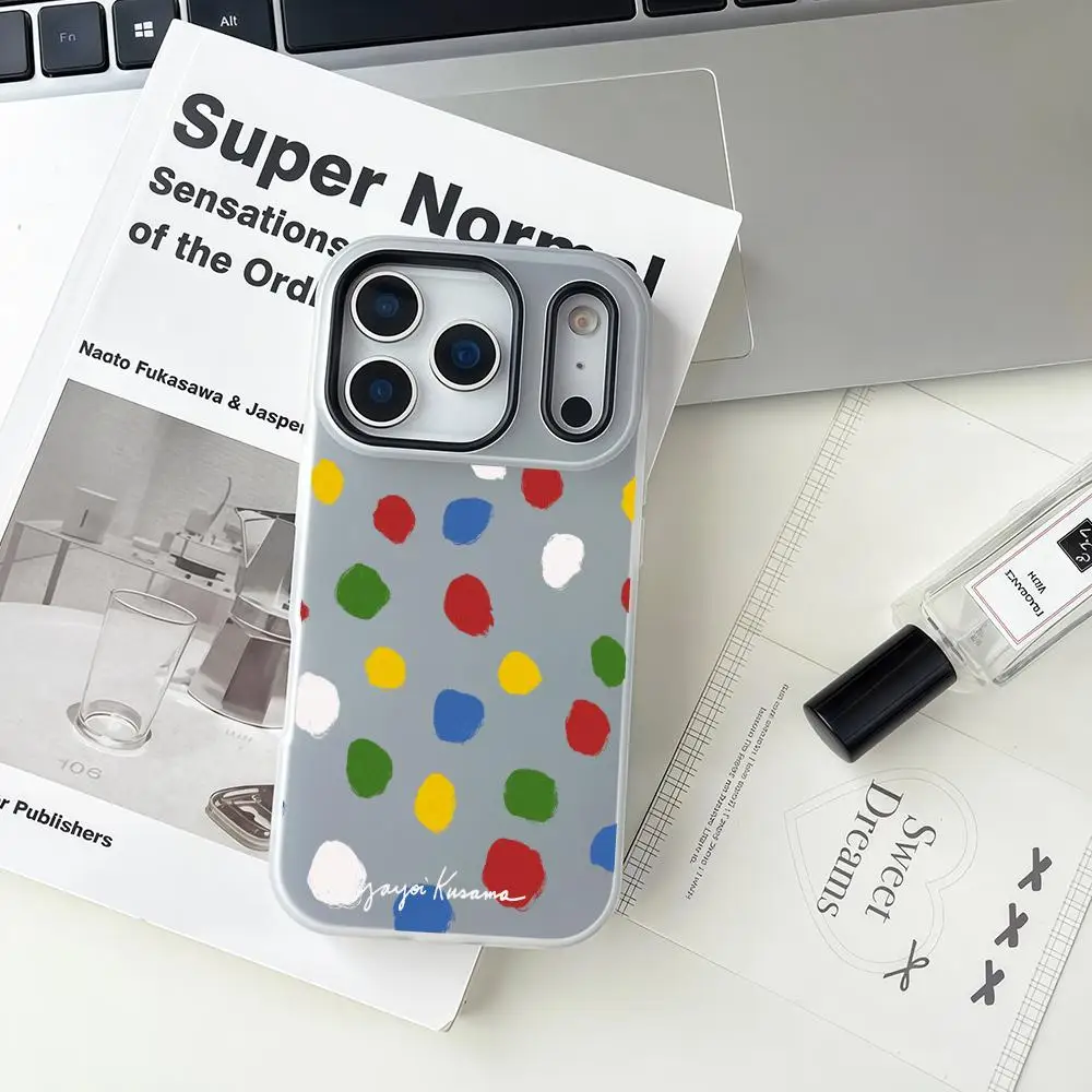 Capa de Celular Y-Yayoi K-Kusama para iPhone 16 17 Pro Max Air Plus, Capa de Celular Fosca de Dupla Camada com Abertura Ampla e Efeito Gelatina