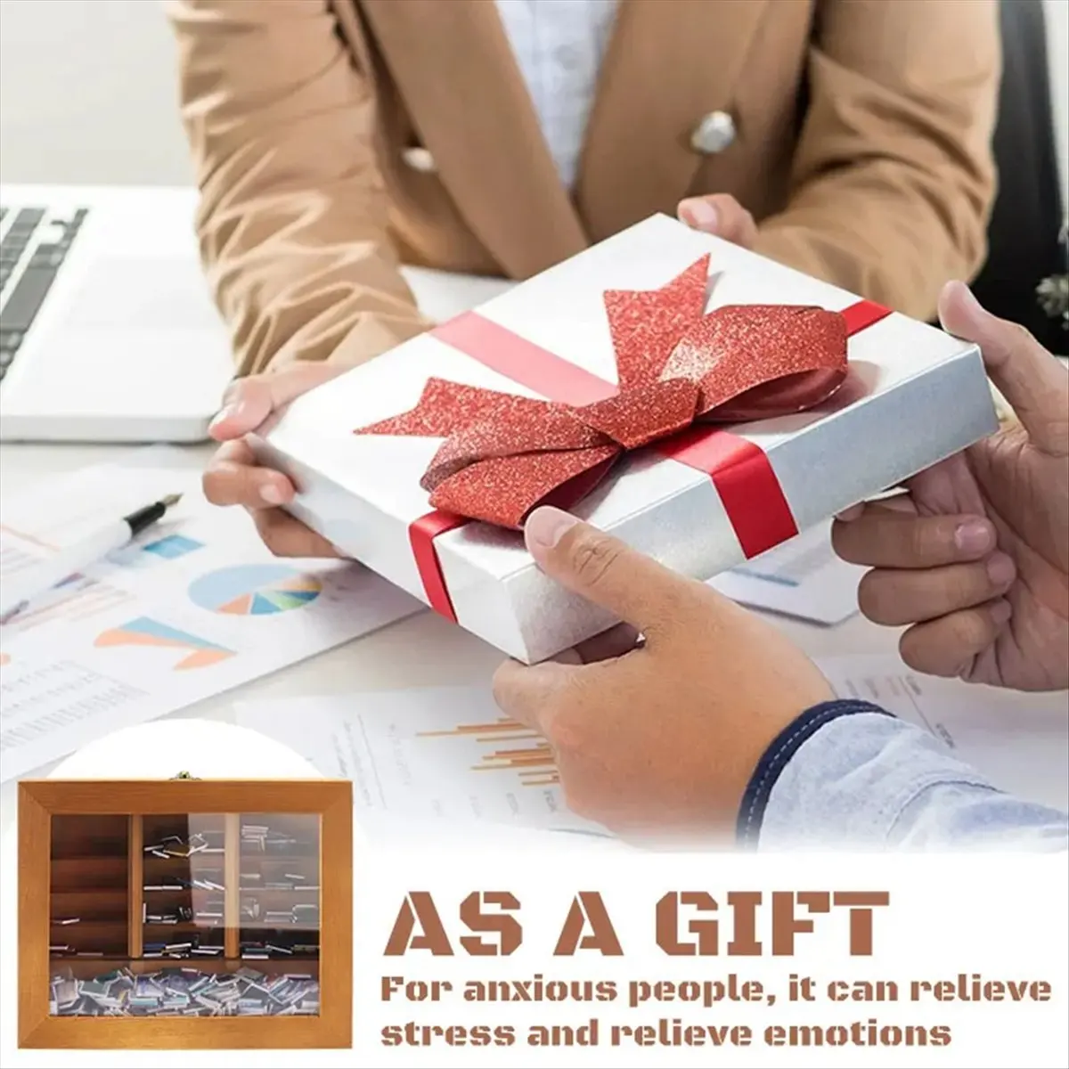 Present Relief Anxiety Bookshelf with 400 Books Miniature Library Wooden Bookshelf Fidget Toys Shake Away Your Anxiety Creative