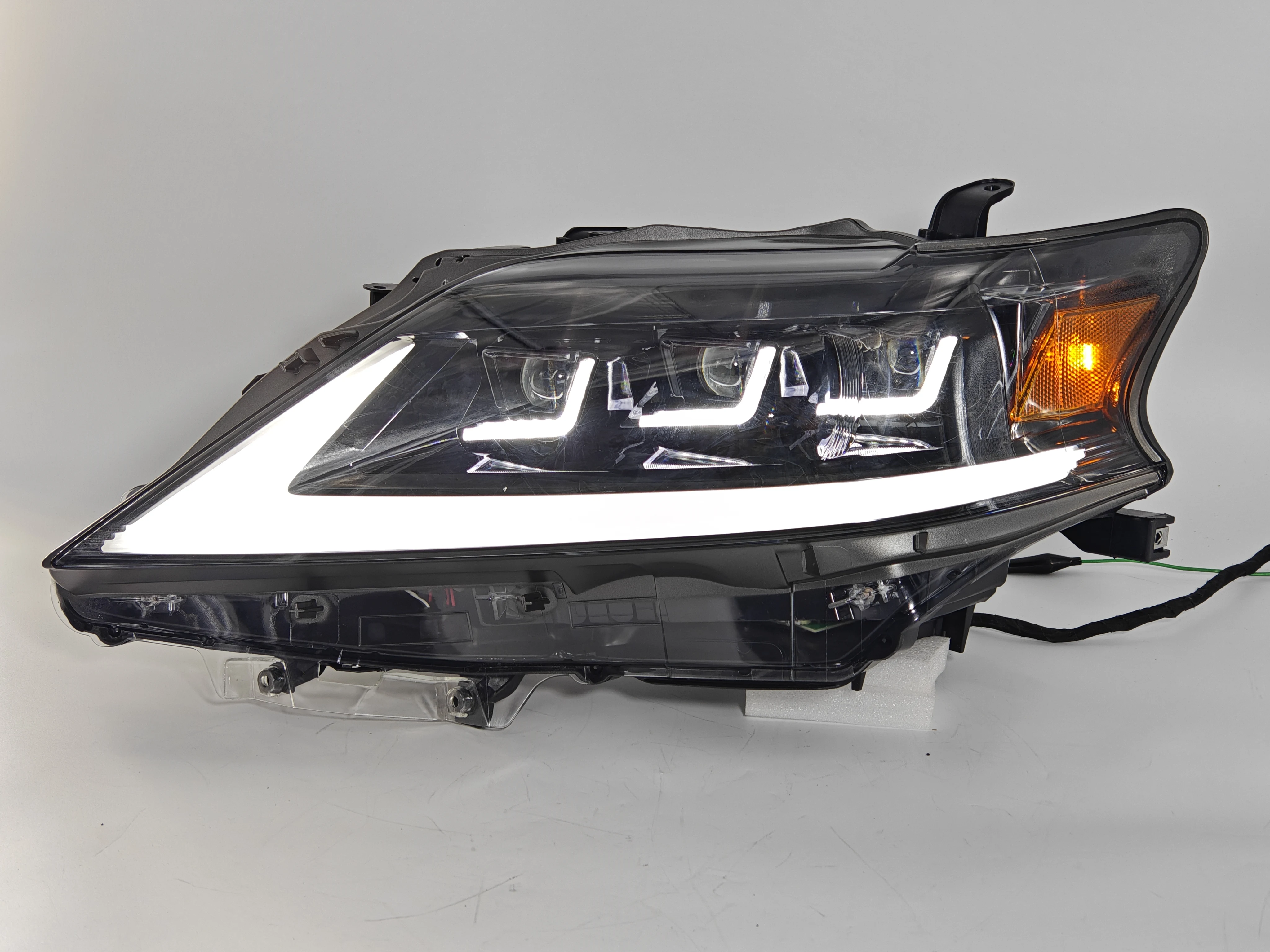 DK MOTION سيارة رئيس مصباح لكزس RX 2009-2015 المصباح DRL العارض عدسة ديناميكية LED بدوره إشارة اكسسوارات السيارات