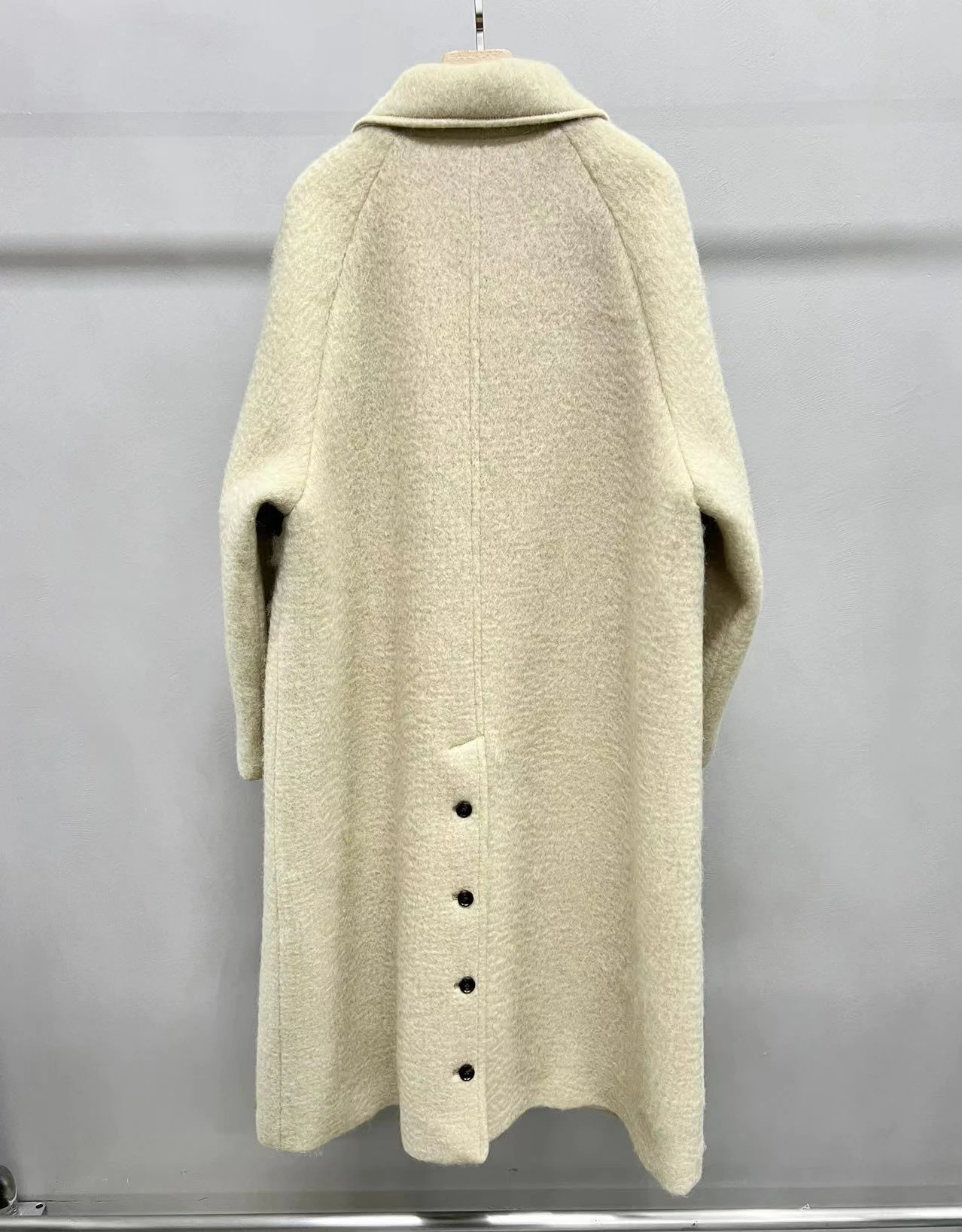 

Ele Long Woolen Coat Single Button Design in Beige Color for Autumn Winter Straight Cut Sle Comfortable Fit Pure Wool