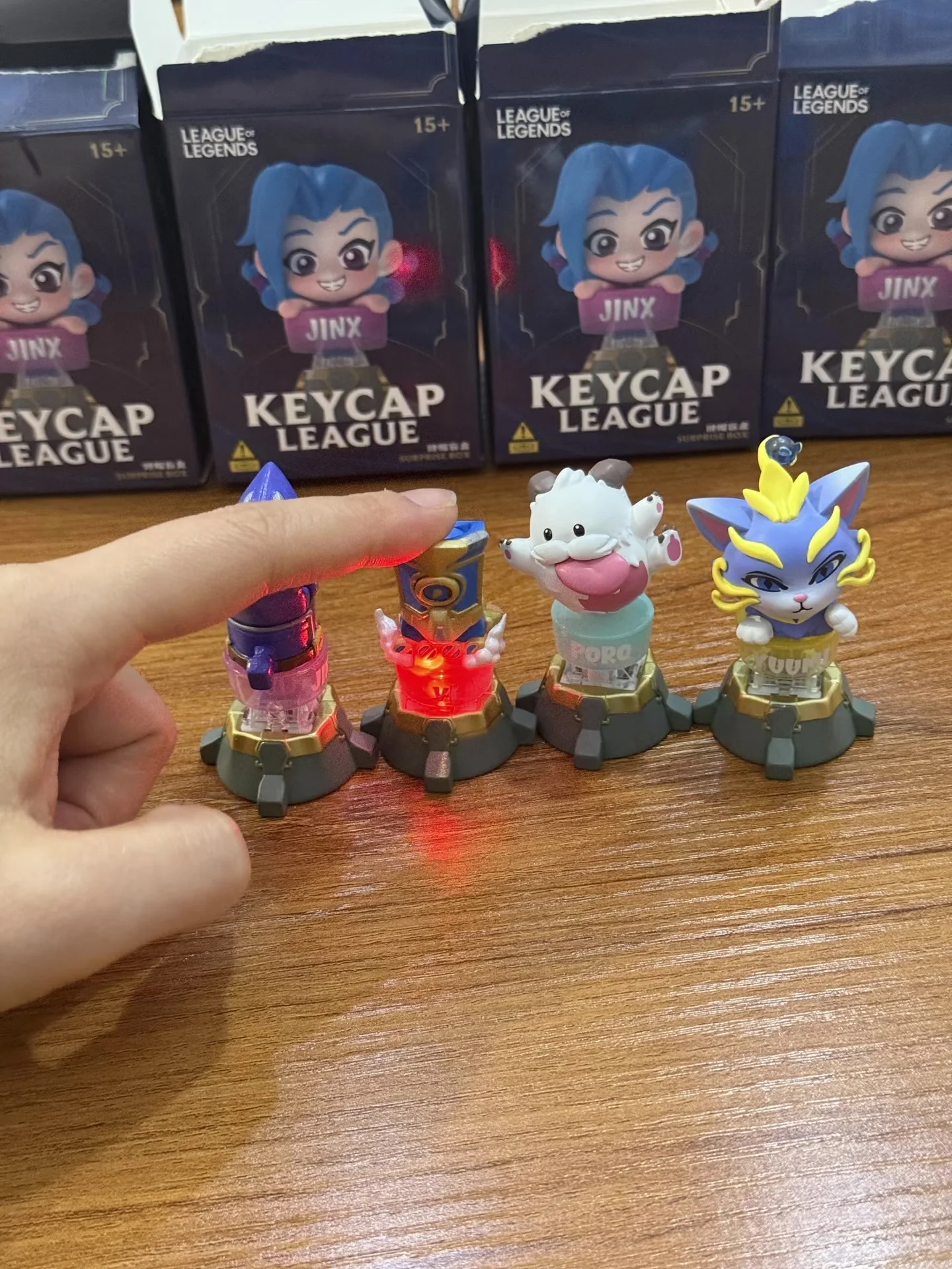 Miniso Official League Of Legends Lol Keycap Blind Box Collectible Figurine Desktop Ornament Gaming Peripheral For Game Lovers - view 4