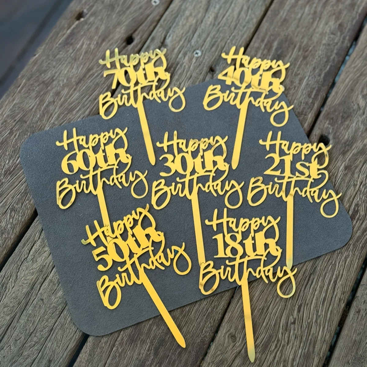 Новые золотые акриловые цифры, топперы для торта «С Днем Рождения», 18, 21, 30, 40, 50, 60, 70, акриловые украшения для вечеринок Новые золотые акриловые цифры, топперы для торта «С Днем Рождения», 18, 21, 30, 40, 50, 60, 70, акриловые украшения для вечеринок