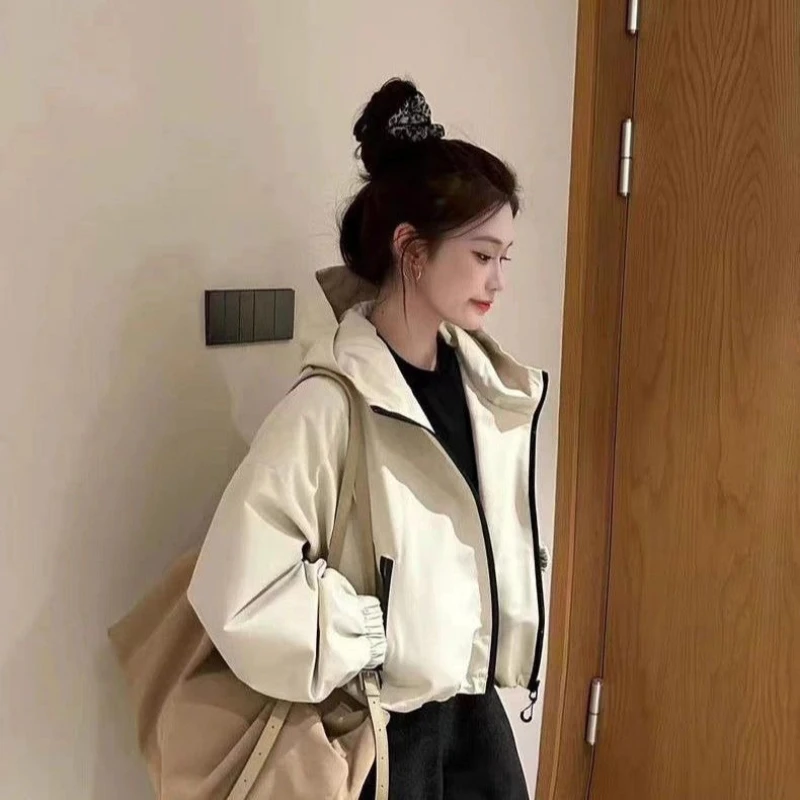 

2025 Spring Autumn Women's Short Hooded Windbreaker Jacket Loose Fit Casual Fashion Outerwear Harajuku Style