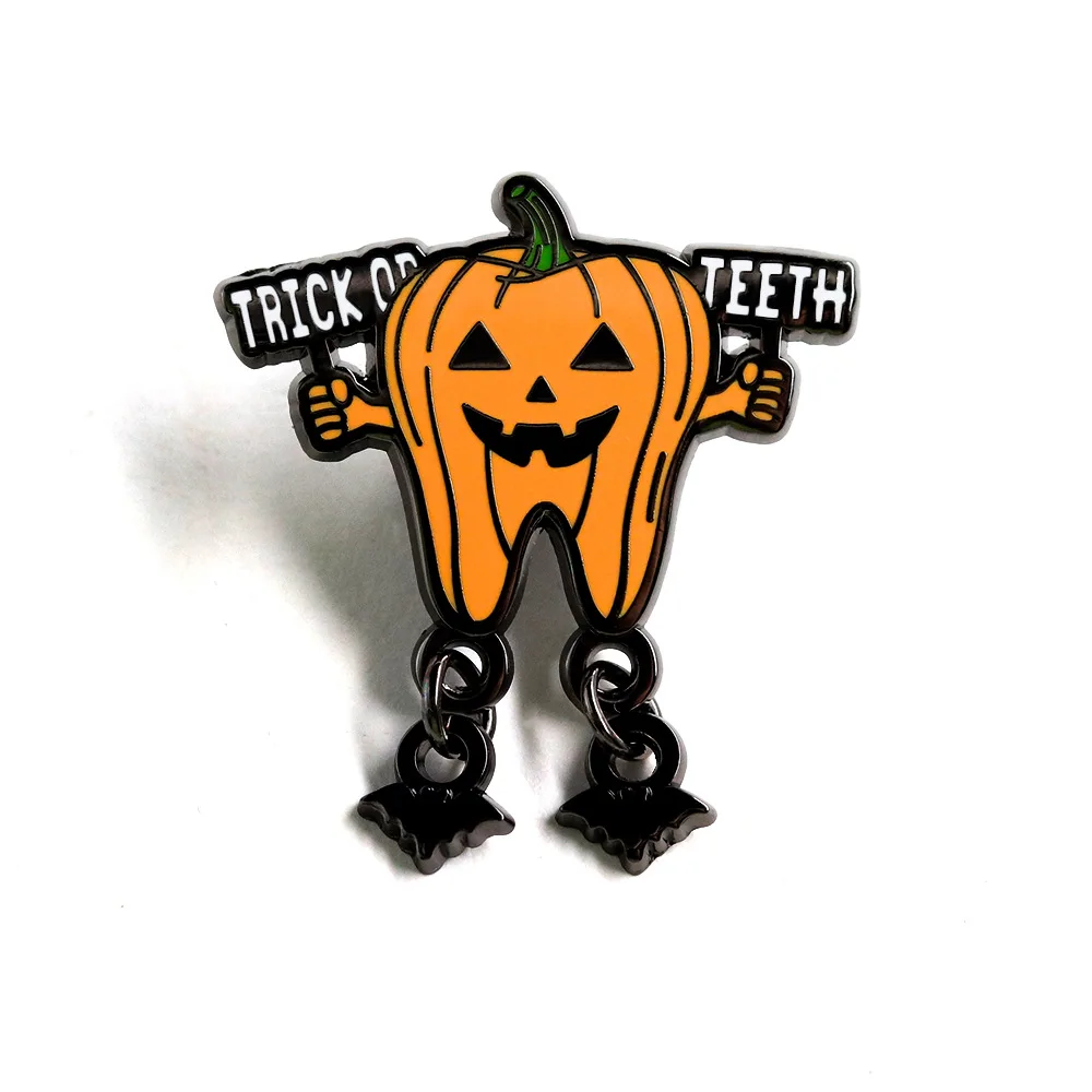 Creative Spooky Enamel Pin Tooth Pumpkin Brooch Trick or Teeth Quote Badge Bat Charm Pendant Lapel Pin Unique Decor Jewelry