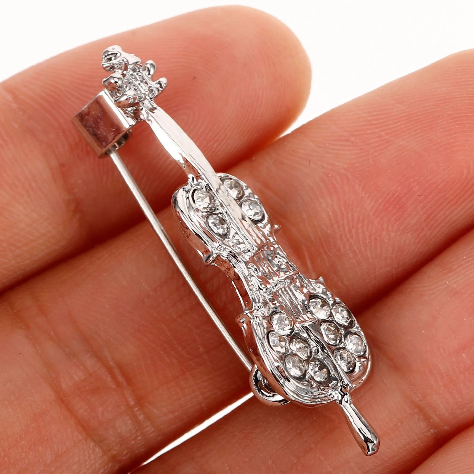 

Musical Instrument Rhinestone Brooch Unisex Alloy Pin for Party Wedding Suit Lapel Charm Elegant Women Fashion Accessory