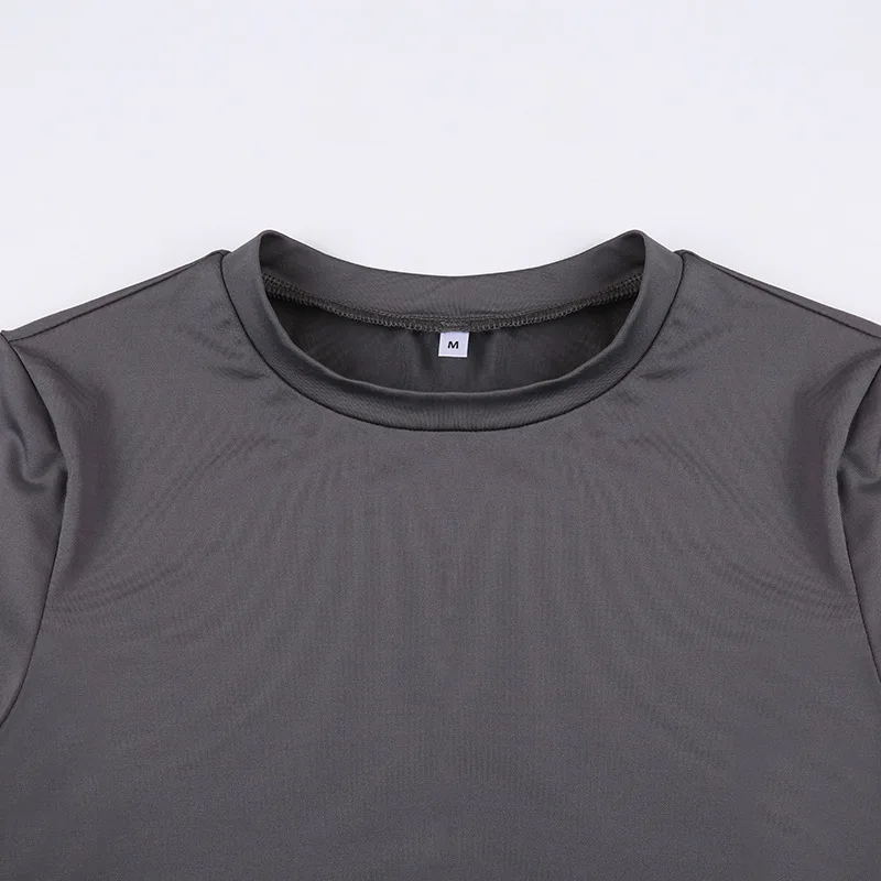 สตรี Basic เสื้อยืด Scoop คอสั้นแขนเสื้อ Crop Tops น่ารักฤดูร้อน SLIM FIT Tees Y2k เสื้อผ้า 2025 Solid VINTAGE Harajuku