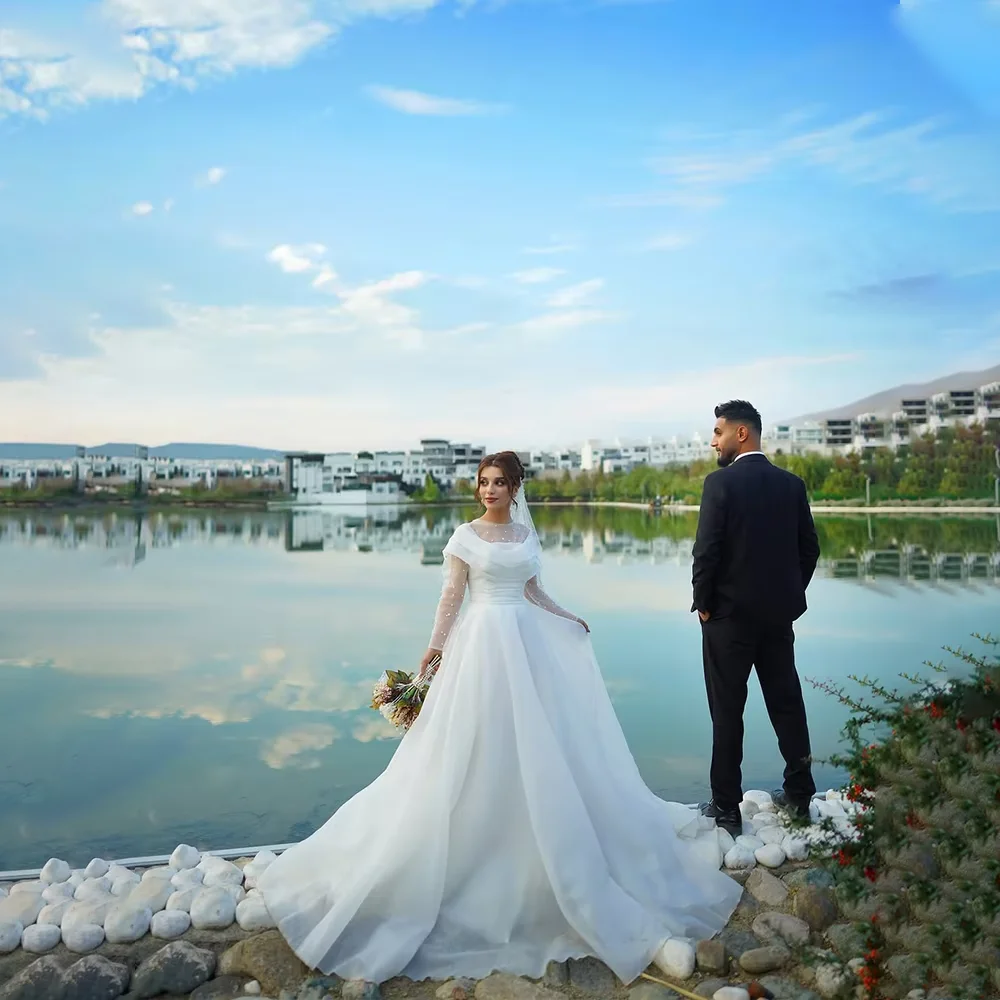 

White Wedding Dresses Illusion Sleeve O Neck Modest Church Bride Dress Beading Fairy Bridal Gowns Customized robe de mariée