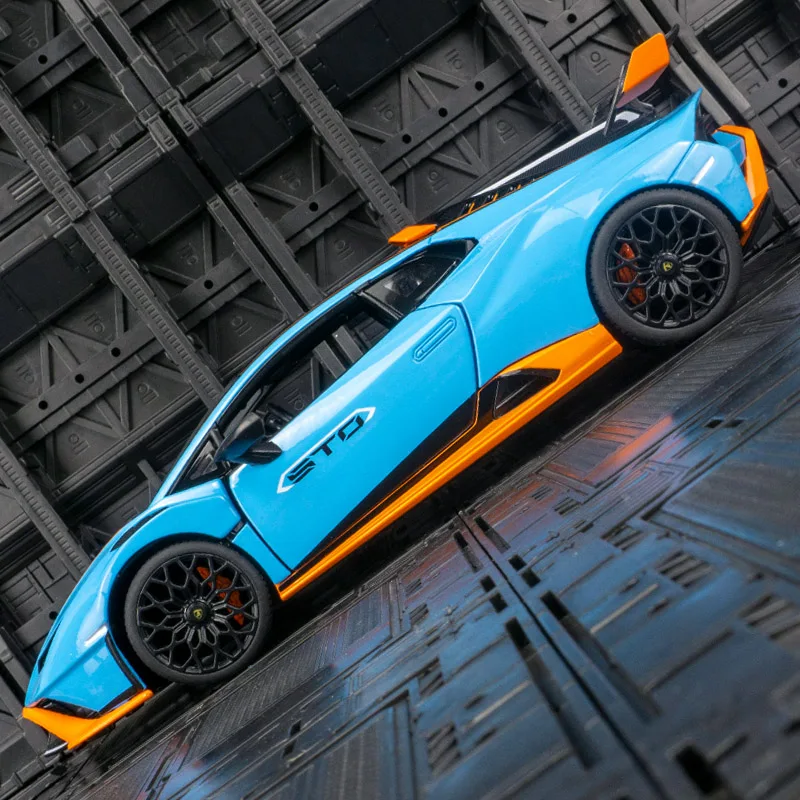 rastar 1:18 simulation Lamborghini Huracan STO alloy car model, doors and hood can be opened rich in details, finely crafted