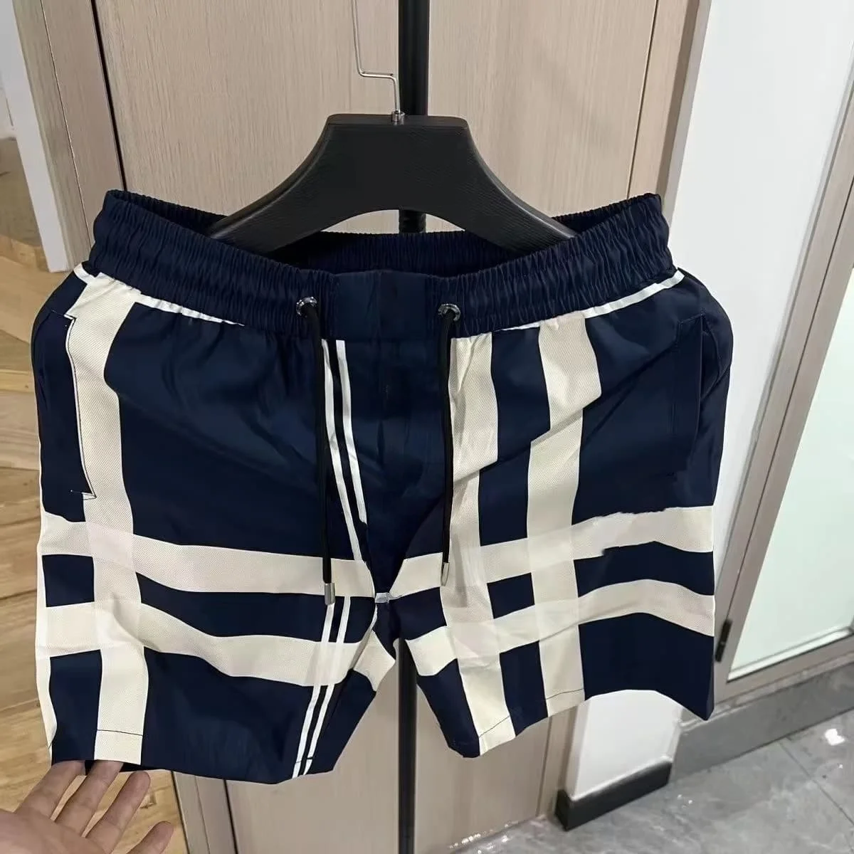 Unisex Casual Beach Shorts Summer Quick Dry Fabric Contrast Plaid Graphic Drawstring Elastic Waist Sport Travel Swim Shorts