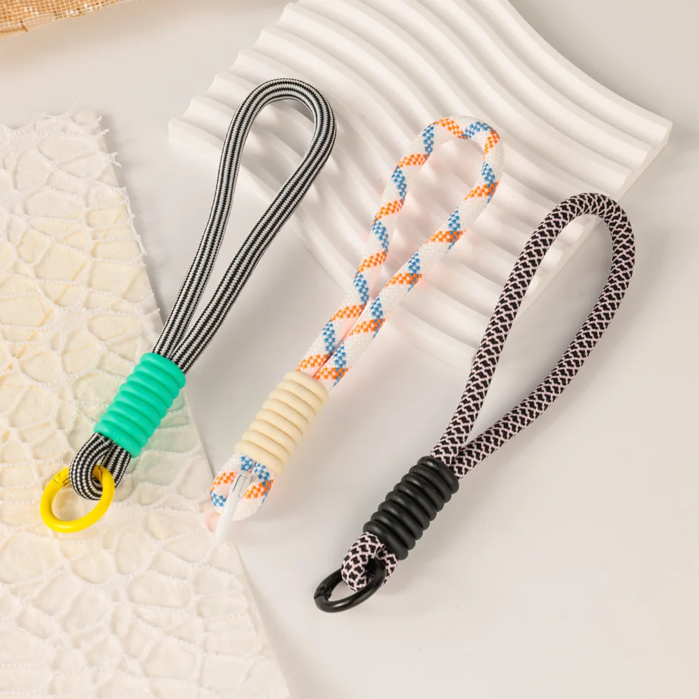 

Fashion Universal Mobile Phone Lanyard Strap With Patch Detachable Wrist Strap Short Rope Anti Fall Keychain Phone Accessories