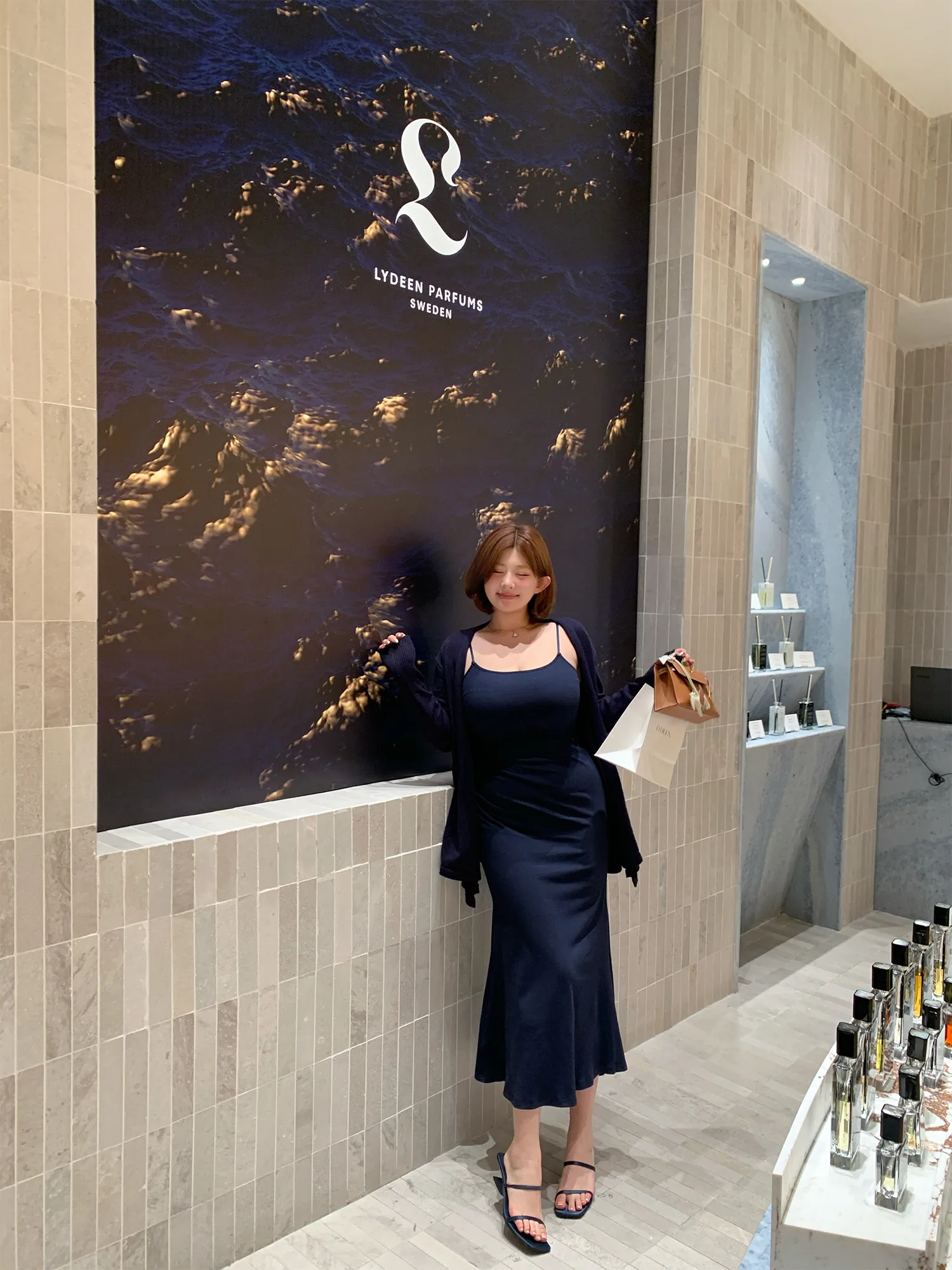 

Комплект Zhou Baizi Kendall Jenner: вязаный кардиган и топ на бретельках для женщин, повседневный, прямой крой