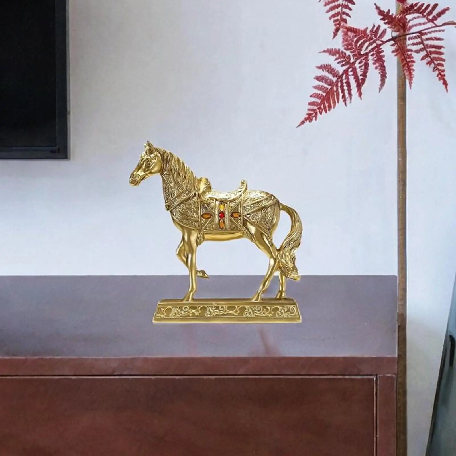 Horse Figurine Resin Tabletop Decoration Desktop Horse Ornament Animal Sculpture for Home Decor Table NightStand Desks Bedroom