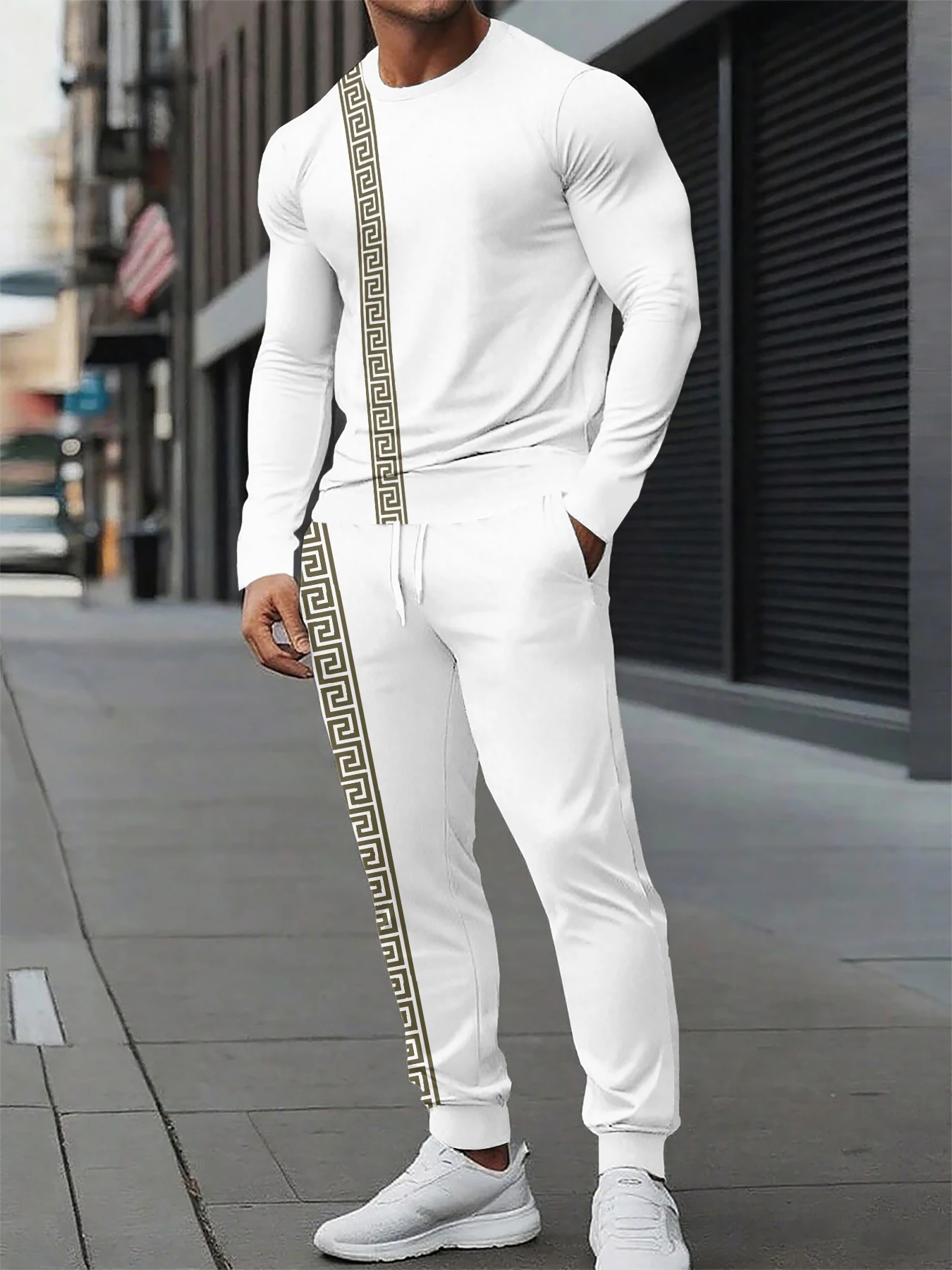 

Mens Casual round Neck Long Sleeve Set Airy Fabric Streetwear Travel Shopping Outfit Two-Piece Suit for Younger Professionals