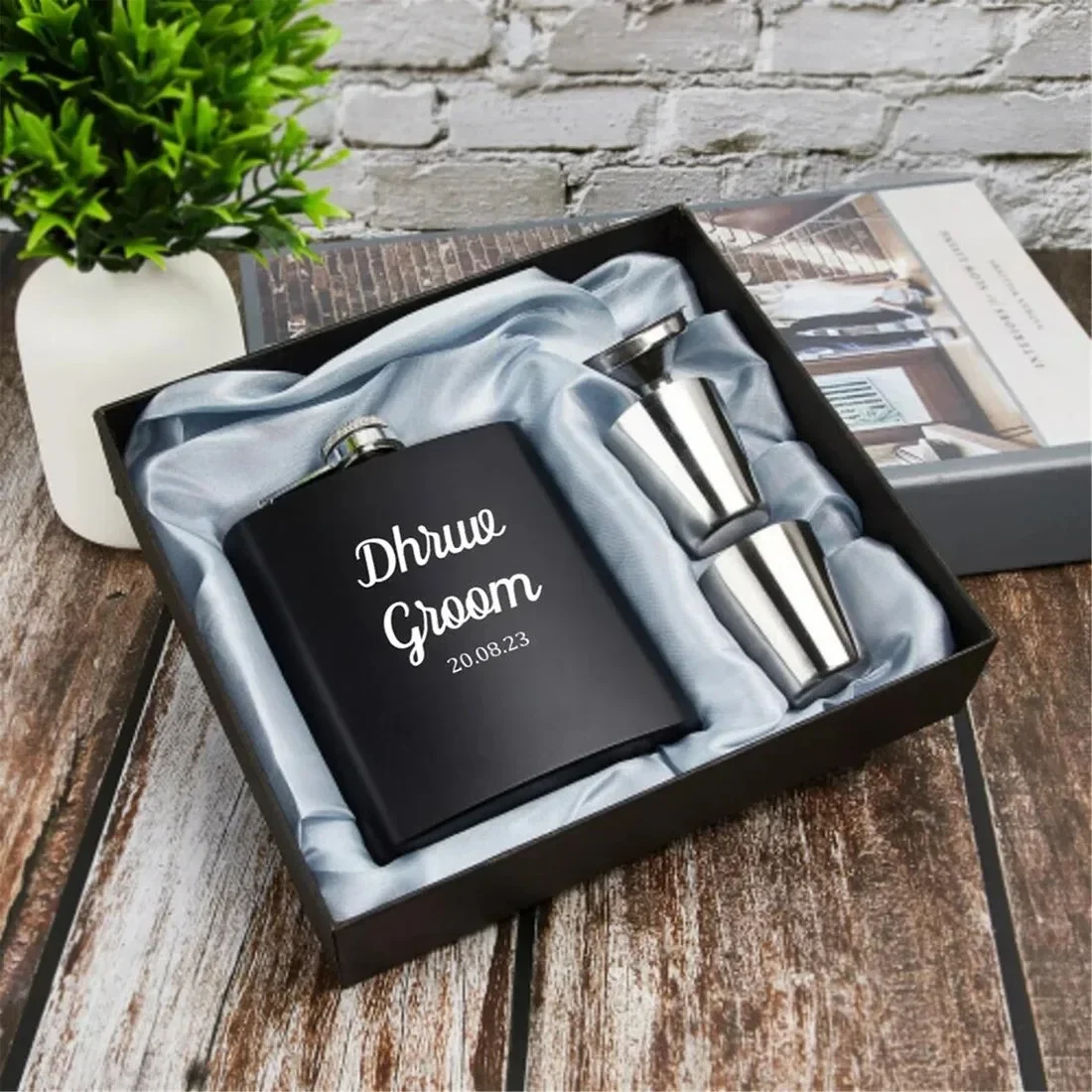 

Personalized 6oz Stainless Steel Hip Flask With Gift Box Custom Groomsmen Gift Best Man Groom Gift Wedding Favor Customized Logo