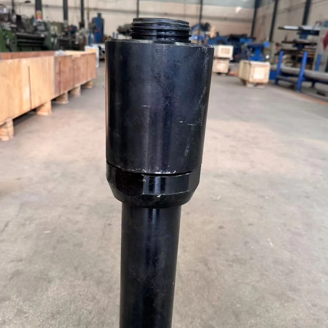 #Directly Connected Drill Bit with Sonde Housing and Eight Sets of Guide Plates