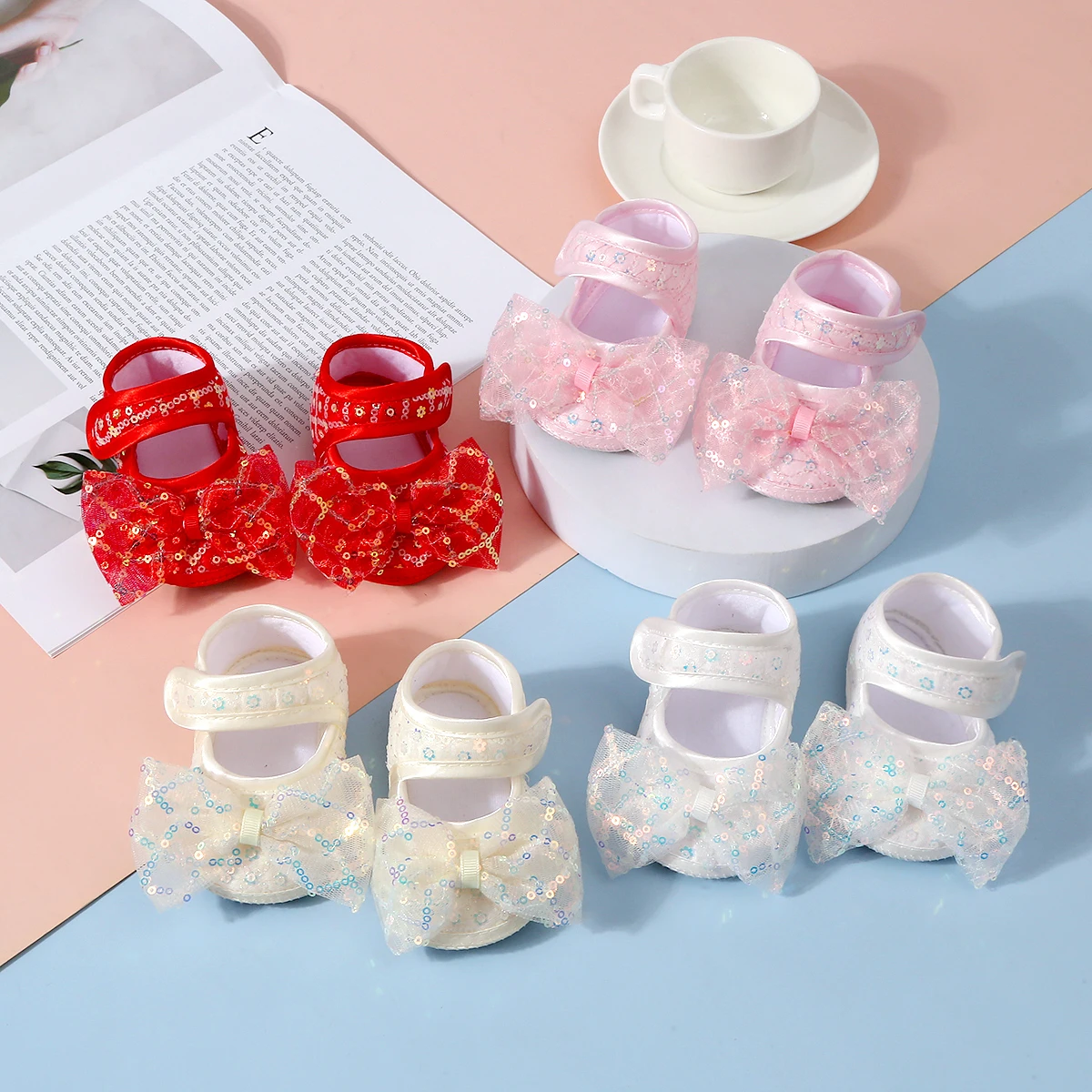 Baby Non-Slip Learning Walking Shoes, Cute Bow Design, Soft Flat Shoes for Infants, Suitable for Indoor Parties and Gatherings.