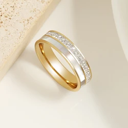 Exquisite Waterproof Stainless Steel Engagement Ring for Women Shiny Rhinestones Gold Color Couple Rings Jewelry Gift