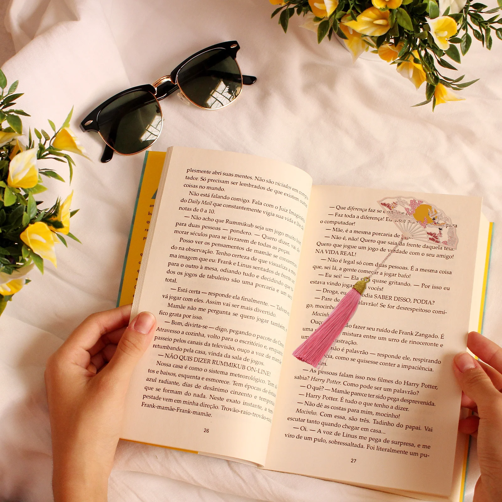 

1Pcs Metal Hollow-Out Bookmark Creative Reading Bookmark for Students Portable Stylish Practical Gift for Book Lovers