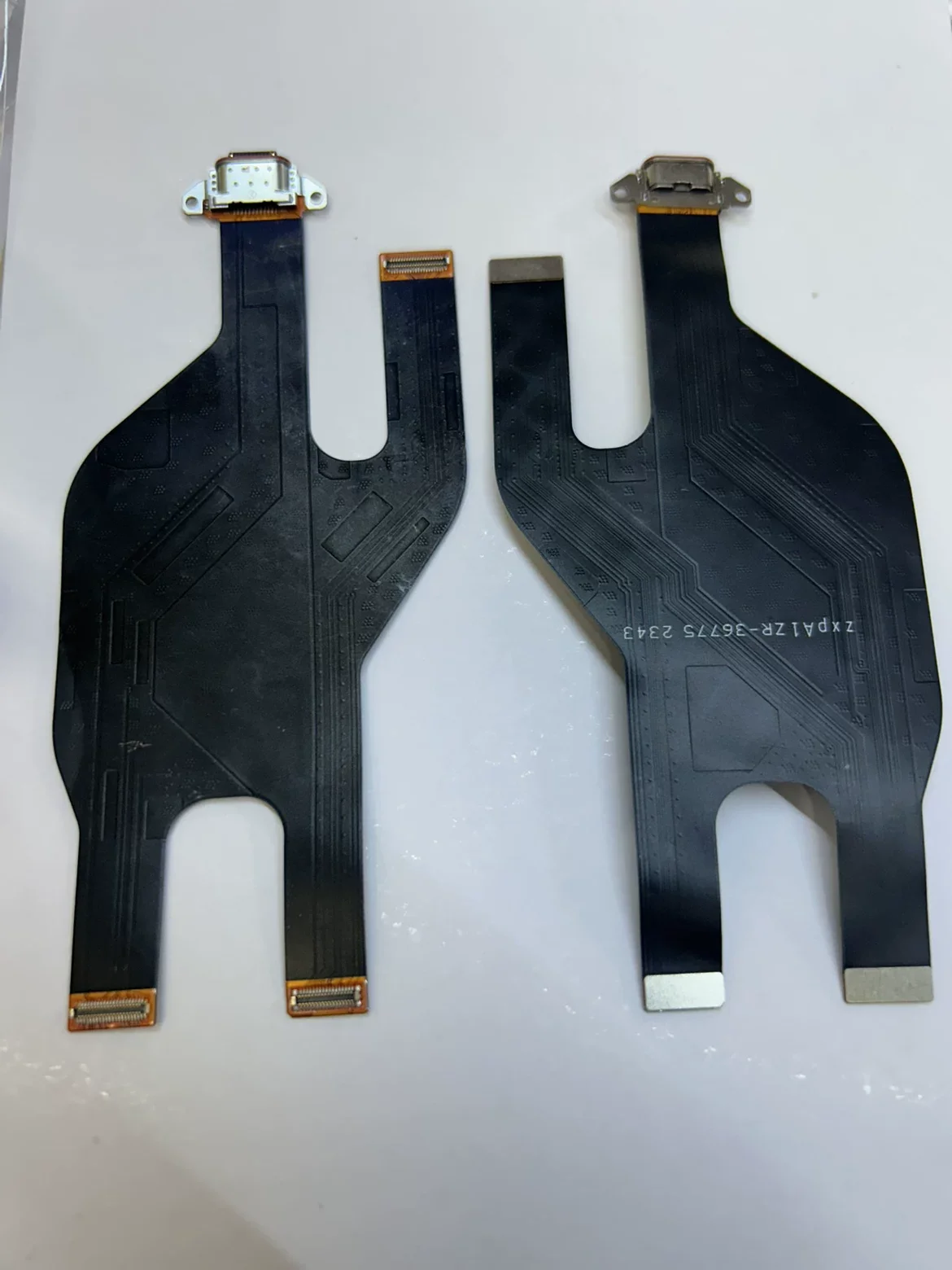 Подходит для зарядного кабеля Nubia Z60 Ultra (разъем USB, модель NX721J)